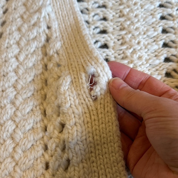 A.L.C. Cream Chunky Cable Knit 100% Merino Wool Cardigan Size XS - Picture 5 of 10